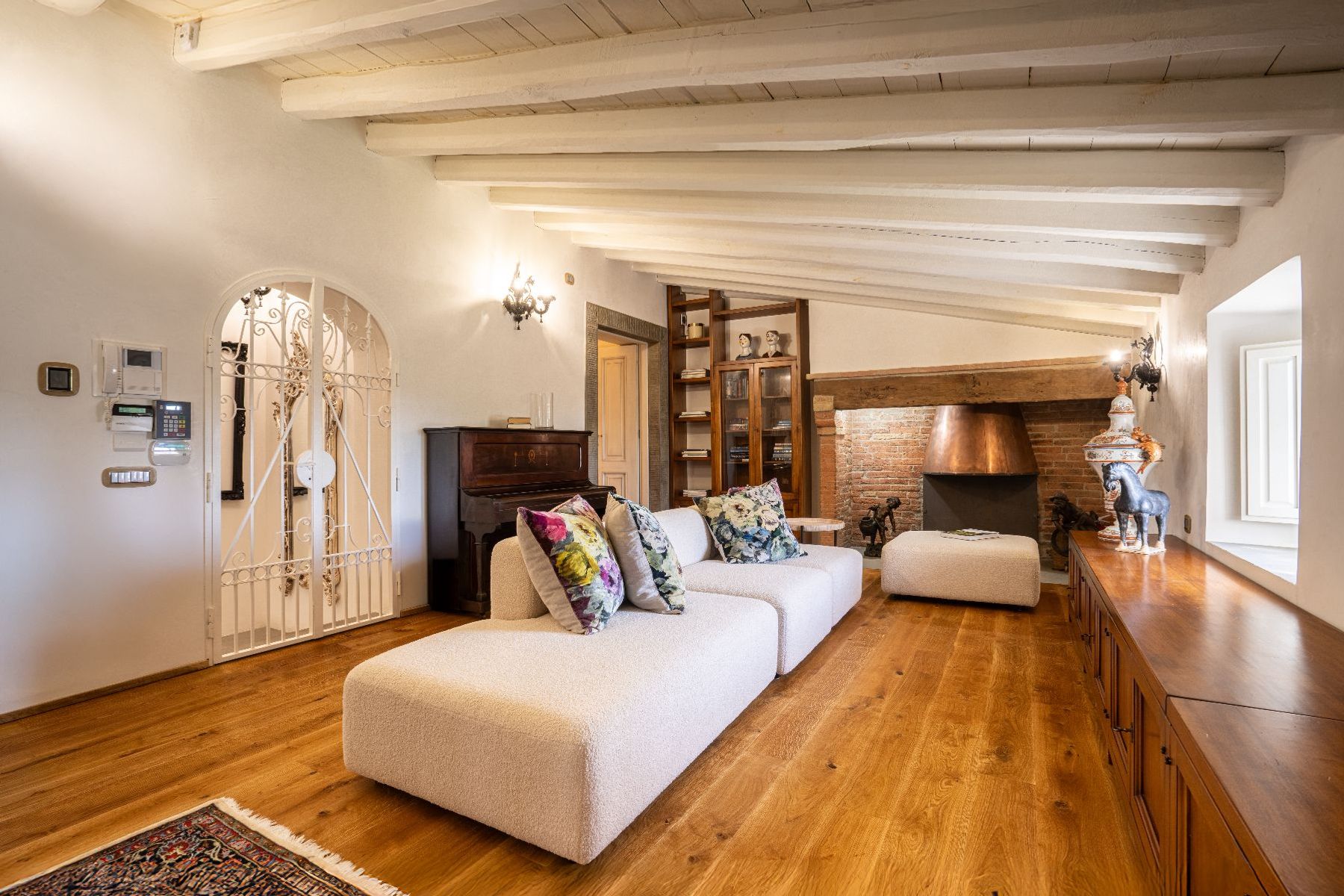 Morea villa photo.